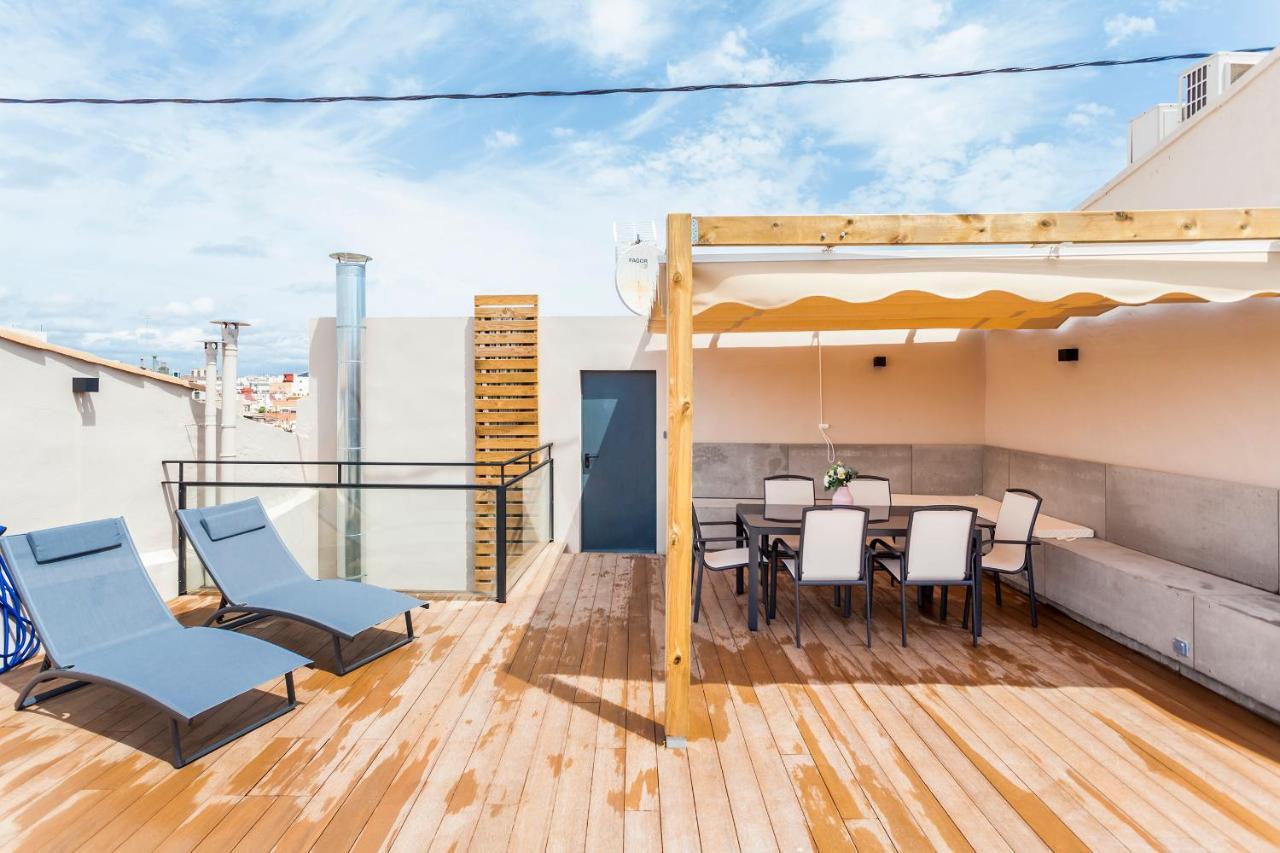 Puerto Beach Suites Valência Exterior foto